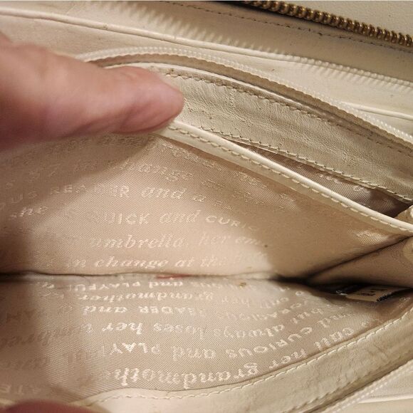 Kate Spade NY "Giraffe" Clear Plastic Over Canvas Zip-around Wallet Ret.$228 - Picture 5 of 6